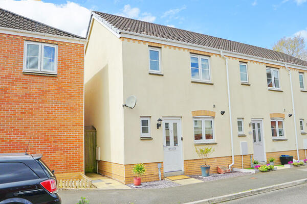 Raleigh Drive, Cullompton. Devon. EX15 1FZ.