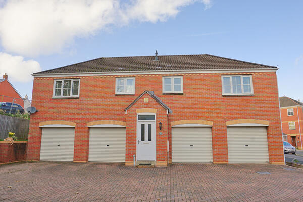 Raleigh Drive, Cullompton. Devon. EX15 1FZ.