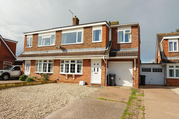 Langlands Road, Cullompton. Devon. EX15 1JB.