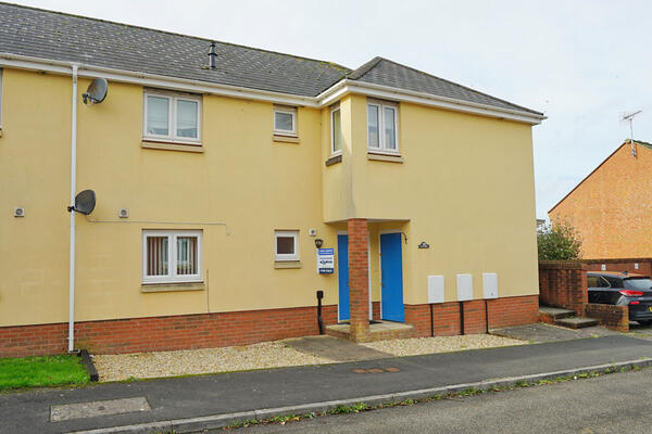 Oakfields, Tiverton. Devon. EX16 6XF.